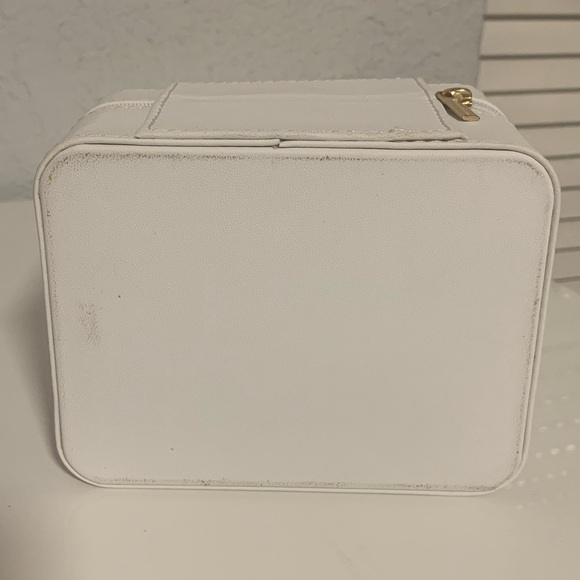 Gorjana Go To Jewelry Case - Picture 7 of 15